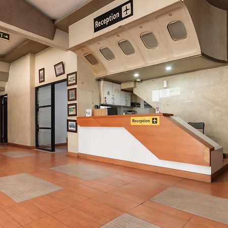 Reddoorz Near Mandaya Royal Hospital Puri Hotel Tangerang Ngoại thất bức ảnh