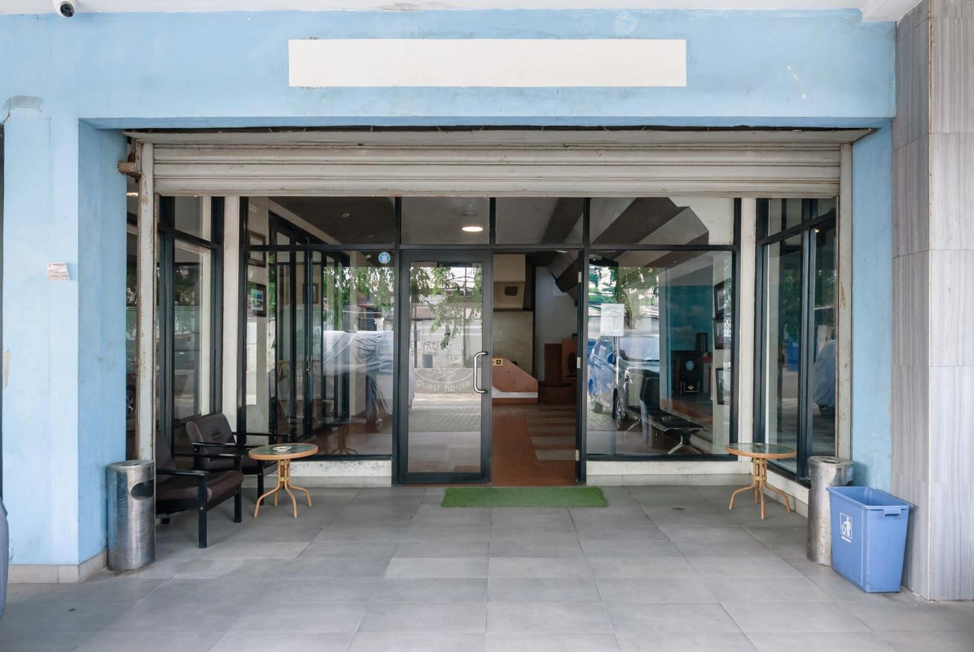 Reddoorz Near Mandaya Royal Hospital Puri Hotel Tangerang Ngoại thất bức ảnh