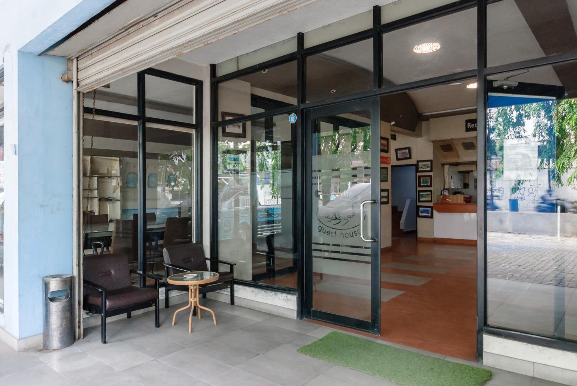 Reddoorz Near Mandaya Royal Hospital Puri Hotel Tangerang Ngoại thất bức ảnh
